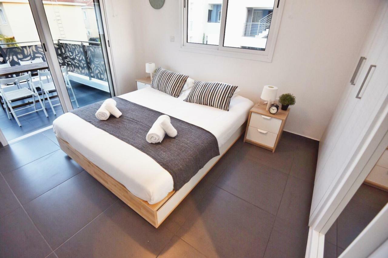 Limegrove Holiday Apartment Протарас Екстериор снимка